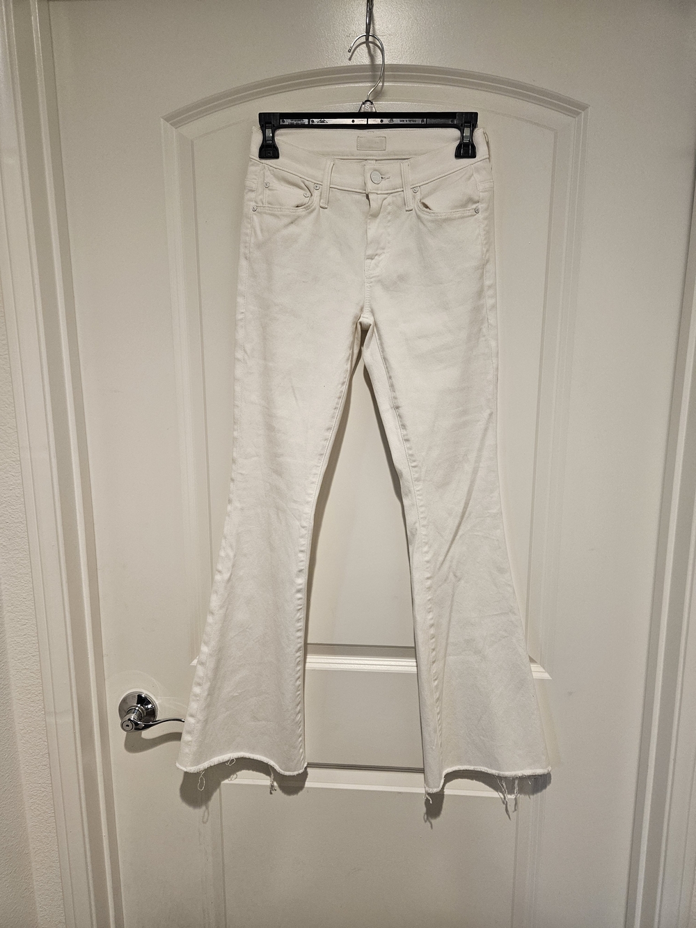 MOTHER Weekender Fray White Flare Jeans with Raw Hem #908
